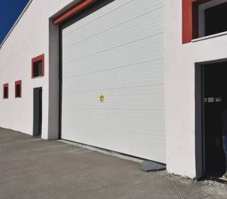 30e75493-eee3-46fd-b77d-aadfd5541b3e_original